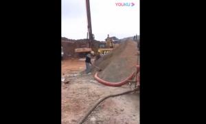 新型上料機(jī)視頻